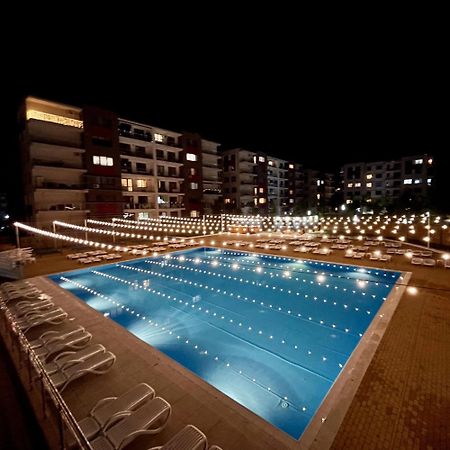 Apartment "Solar 48", Private Parking, One Bedroom Bukarest Exteriör bild